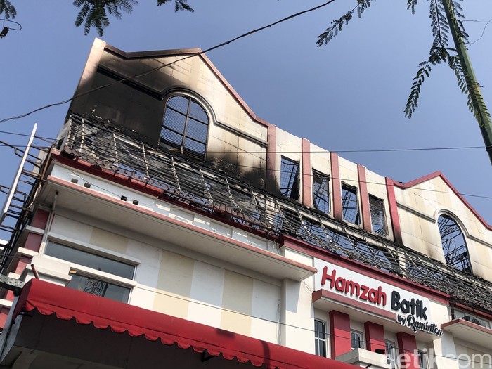 Kebakaran di Jogja Penampakan Hamzah Batik di Malioboro, Kota Jogja, usai kebakaran pada Senin (28/9/2026) dini hari.
