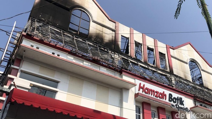 Penampakan Hamzah Batik di Malioboro, Kota Jogja, usai kebakaran pada Senin (28/9/2026) dini hari.