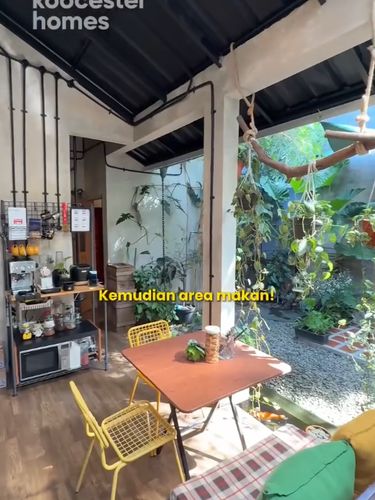 Rumah viral di Bandung seluas 36 m2. Dibangun sendiri tanpa arsite, hunian industrial ini tampil estetis dan fungsional.
