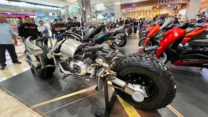 Sangar! Ini Wujud Yamaha Xmax yang Dimodifikasi Jadi Motor Batman