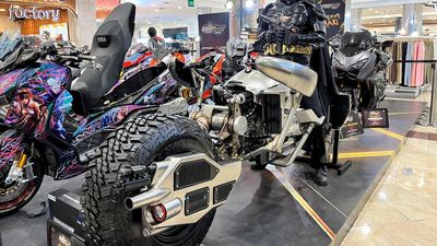 Sangar! Ini Wujud Yamaha Xmax yang Dimodifikasi Jadi Motor Batman