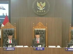 Nasib Ketua Bawaslu Labuhanbatu, Dicopot gegara Diadukan Oleh Istri