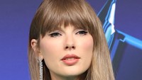 Taylor Swift Tampil Beda di MTV VMAs 2026, Tinggalkan Lipstik Merah