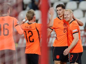 Serbia Vs Belanda: Brace Mexx Meerdink Menangkan Oranje