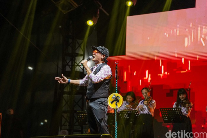Tipe-X Orcheska Guncang Panggung, Ajak Berjoget