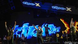 Tipe-X Orcheska Guncang Panggung, Ajak Berjoget