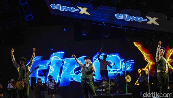 Tipe-X Orcheska Guncang Panggung, Ajak Berjoget