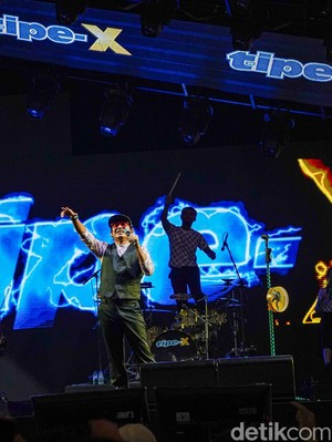 Tipe-X Orcheska Guncang Panggung, Ajak Berjoget