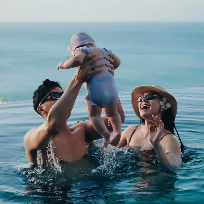 7 Foto Terbaru Alyssa Daguise-Al Ghazali Bareng Baby Soleil yang Jadi Sorotan