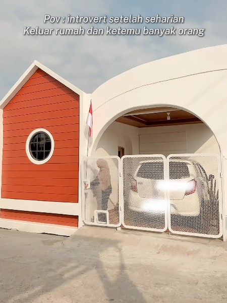 Rumah Lahan Serong 114 M2 Ini Viral, Interior Dalamnya Bikin Takjub!
