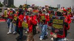 Buruh Gelar Aksi di Depan DPR, Kawal RUU Perlindungan Ketenagakerjaan