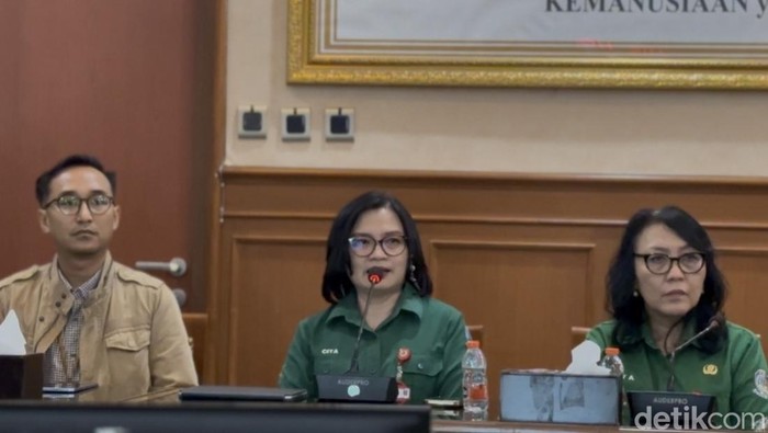 Dirut RSUD dr Soetomo Prof Cita Rosita Sigit Prakoeswa.