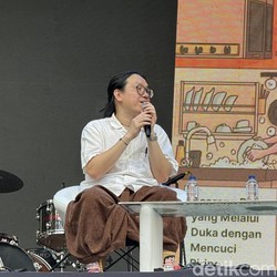dr. Andreas Kurniawan Siapkan Naskah Buku ke-4