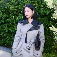 Song Hye Kyo resmi memulai debutnya sebagai global ambassador Bottega Veneta di Milan Fashion Week 2026. Foto: dok. Instagram @kyo1122