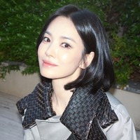 Gaya Song Hye Kyo di Milan, Debut Jadi Global Ambassador Bottega Veneta