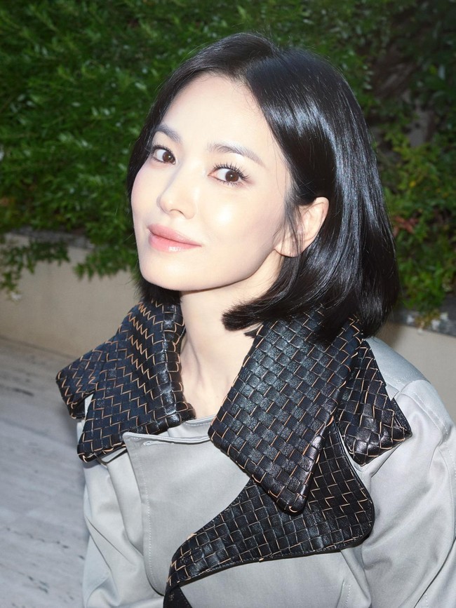Gaya Song Hye Kyo di Milan, Debut Jadi Global Ambassador Bottega Veneta