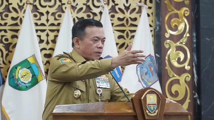 Gubernur Jambi Al Haris