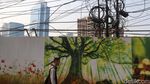 Kabel Bergelantungan di Kuningan Barat, Warga Dibuat Was-was