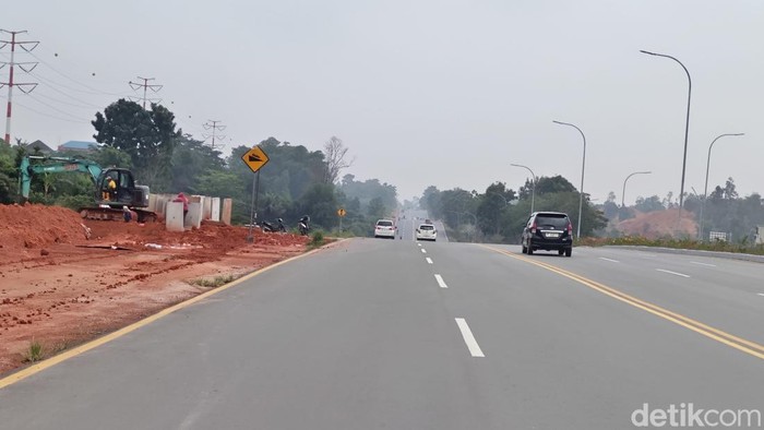 Kondisi kabut asap menyelimuti sejumlah wilayah di Kota Batam, Kepulauan Riau.