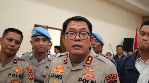 Kapolres Gianyar, AKBP James Rajagukguk, seusai konferensi pers di kantornya, Selasa (29/9/2026). (Aryo Mahendro/detikBali)