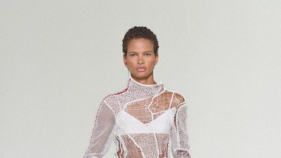 Foto: Bottega Veneta Spring-Summer 2027, Transisi yang Lebih Ringan dan Bebas