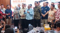Zulhas soal Penempatan Manajer Kopdes: Terima Dulu, Nanti Disesuaikan