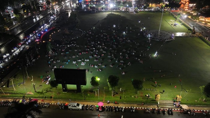 Nobar Timnas Indonesia di Pakansari, Bogor.