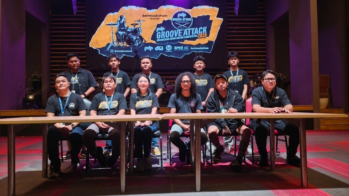 Drumer muda Gheva Satria Aji Pratama juara PDP Groove Attack 2026, mengalahkan 64 peserta. Ia bawa pulang hadiah drum dan kontrak endorsement.