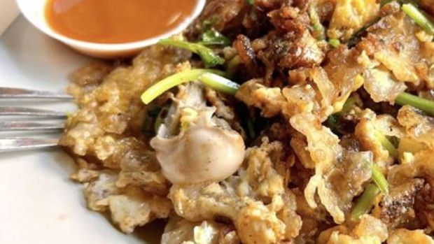 30 Tahun Jualan dan Siap Pensiun, Pasutri Penjual Omelet Ini Cari Penerus