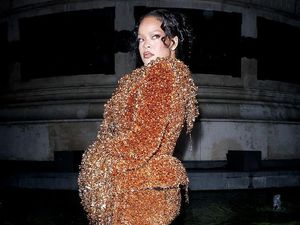 Rihanna Disebut Bikin Fashion Show Dior Telat 1 Jam, Ini Responsnya