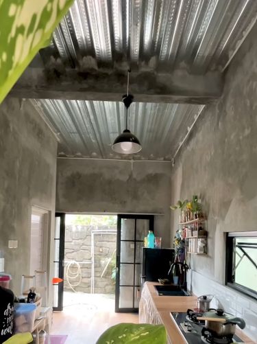 Rumah mezzanine industrial Rp 100 Juta tanpa arsitek ini maksimalkan pencahayaan alami di lahan 49m2, buat hunian hemat listrik, estetis dan terasa lapang. Rumah mezzanine industrial Rp 100 Juta tanpa arsitek ini maksimalkan pencahayaan alami di lahan 49m2, buat hunian hemat listrik, estetis dan terasa lapang.