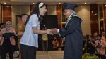 Semangat Tak Kenal Usia, 70 Lansia di Palu Ikuti Wisuda