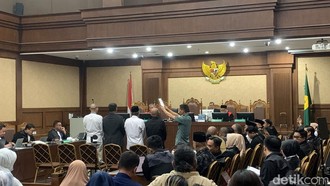 Eks Menag Yaqut Bantah Ancaman Dikeluarkan dari 'Gerbong' Jika Tak Patuh