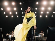 Comeback Syahrini Bikin Syok, Gelar Konser Tiket Paling Mahal 35 Juta!