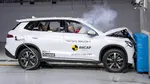 Detik-detik Mobil BYD Dites Tabrak, Cuma Raih 3 Bintang