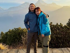 Fiersa Besari Pantau Istri di Annapurna Circuit, Kondisi Cuaca Buruk-Longsor