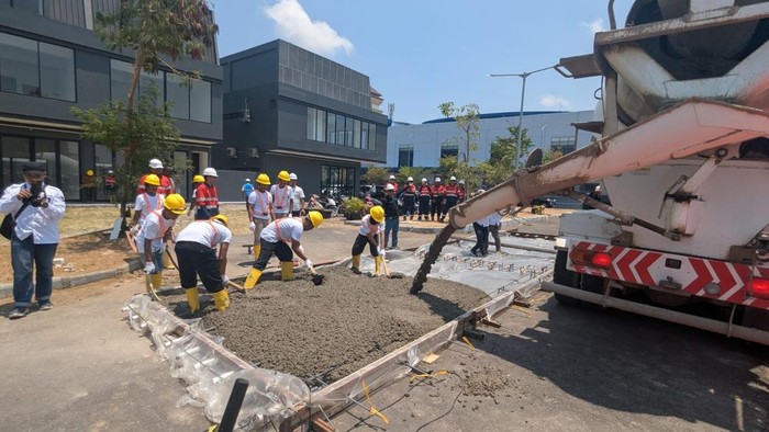 Groundbreaking Urbanova Edu Hub