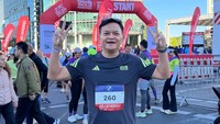 Sehari sebelum ikut full marathon, Hedi Yunus lebih dulu mengikuti lari 5 k di Berlin. Foto: Instagram @hedi_yunus
