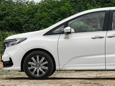 Wujud Honda Odyssey Terbaru yang Dijual Mulai Rp 400 Jutaan