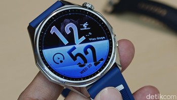 Huawei Watch GT 7 versi 46 mm menggunakan stainless steel case dengan desain yang sporty, serta tersedia dalam pilihan warna kuning, biru, dan hitam. Foto: Huawei Watch GT 7