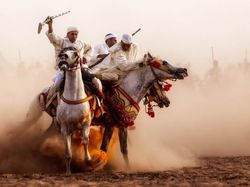 Karya Fotografer Terbaik Dunia Ini Ternyata Banyak Memotret Indonesia