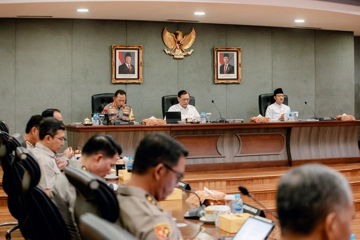 Kemensos dan DEN Gandeng Polri Jadi Agen Perlinsos di Pedesaan