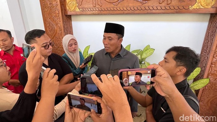 Ketua Fraksi Gerindra DPRD Kabupaten Banyuwangi Suwito.