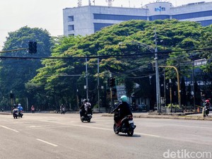 Kabel 5 Titik Lampu Merah di Bandung Dicuri, Lalin Diatur Manual