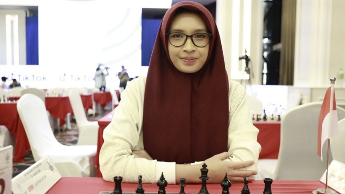 Laysa Latifah, mahasiswa UNJ yang raih predikat Women Grandmaster Catur.