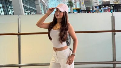 Mayang Lucyana Baru Sebulan Lulus S1, Langsung Gas S2