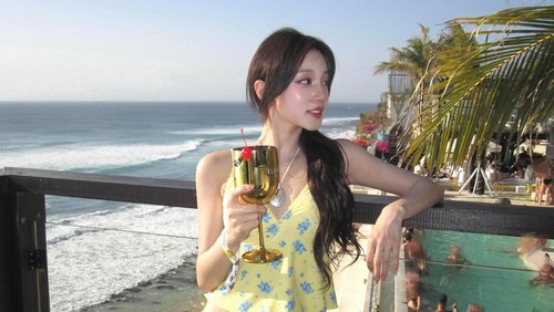 Momen liburan Yuqi (G)I-dle di Bali. (Foto: Instagram @yuqisong.923)