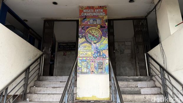 Pasar Antik Cikapundung Pasar Antik Cikapundung