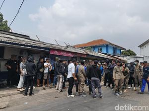 Kios PKL Ciumbuleuit Dibongkar, Camat Temukan Toilet di Lapak