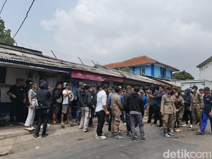 Kios PKL Ciumbuleuit Dibongkar, Camat Temukan Toilet di Lapak